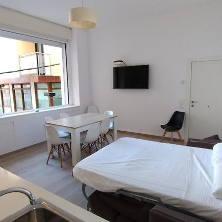 Rosesapparts A20deMar Triplex Extérieur photo